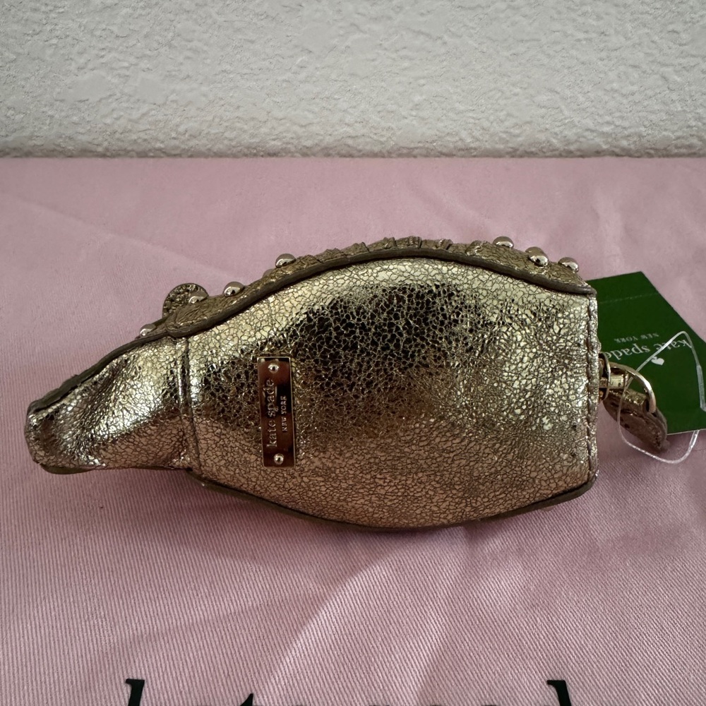 Kate Spade Gold Cosmetic Bag Seashell Design - Picture 3 of 5